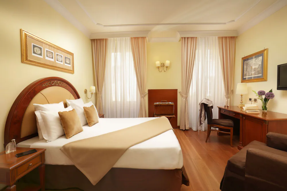 Hotel Homs — Roma