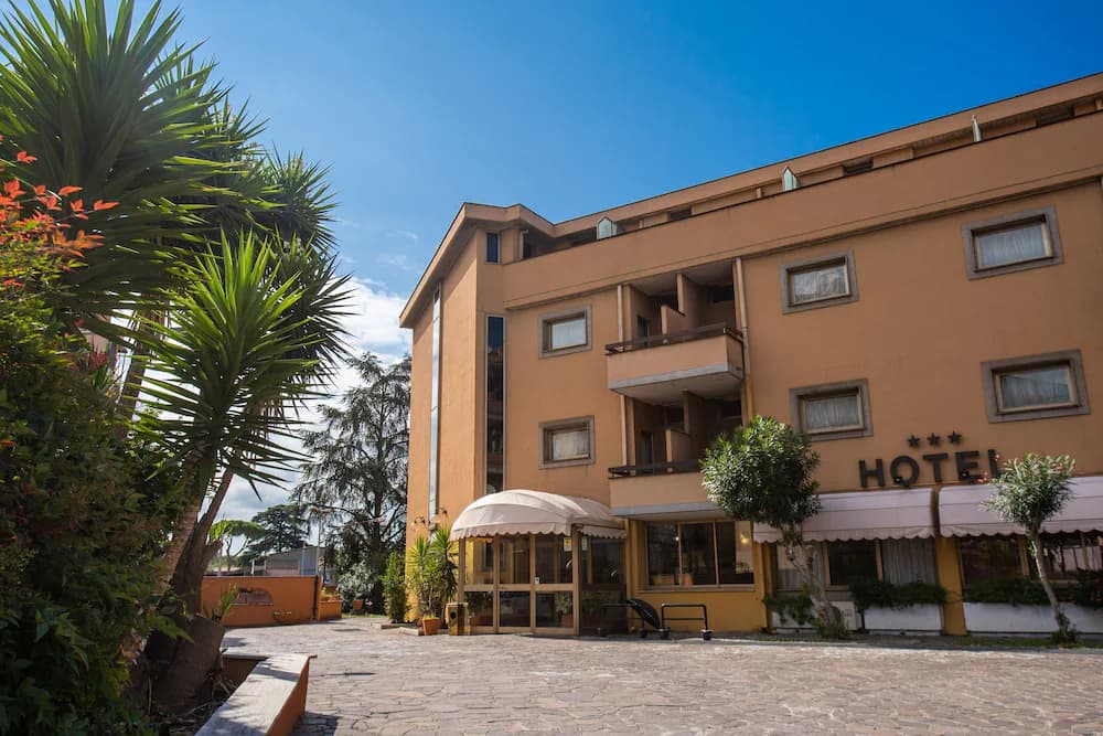 Hotel Santa Maura — Roma