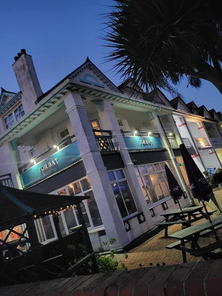 Beach Hotel Torbay — South Hams