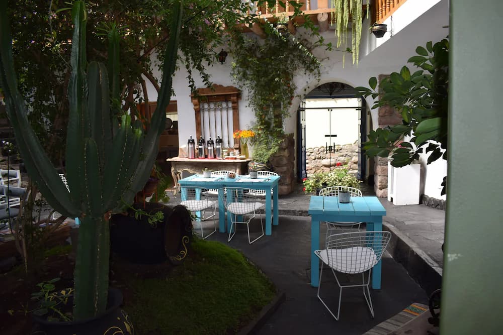 Apu Huascaran Hostal — Cusco