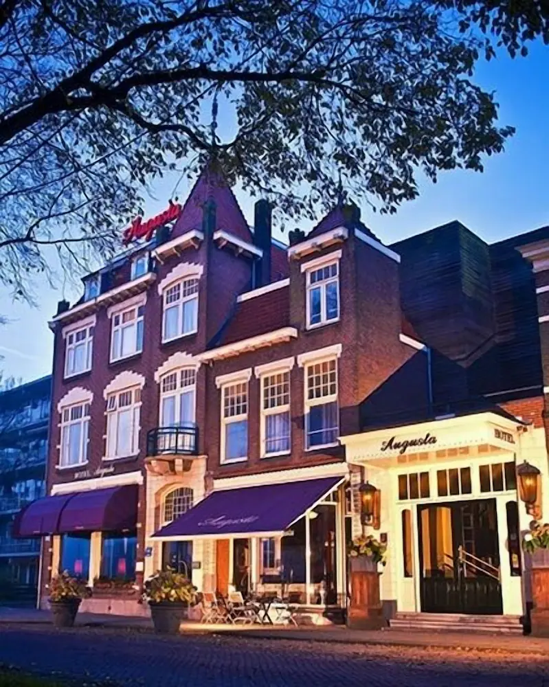 Augusta Hotel — Ámsterdam