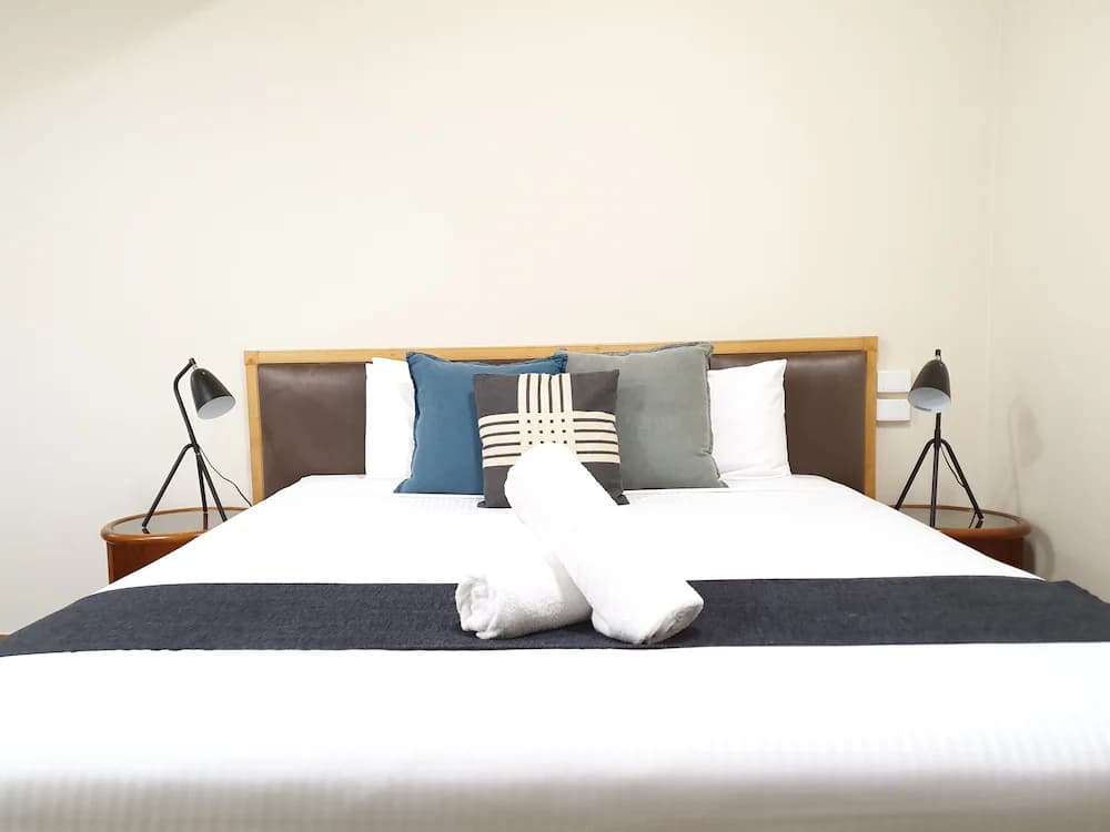 Bell Motel — Melbourne
