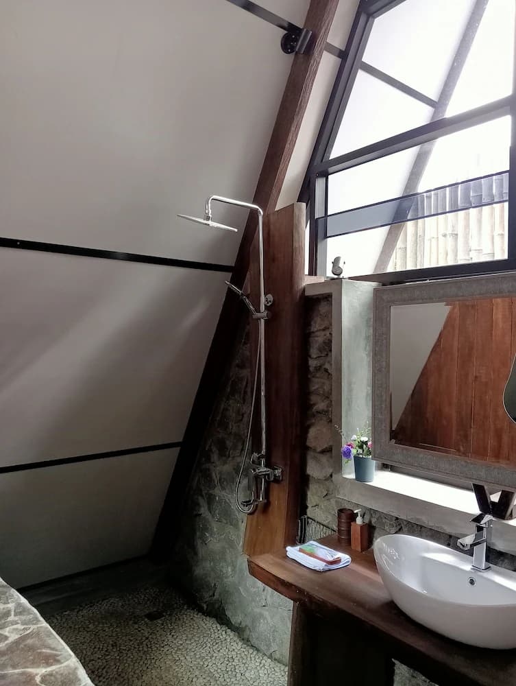 Chalet Bromo lounge & lodge — Fern