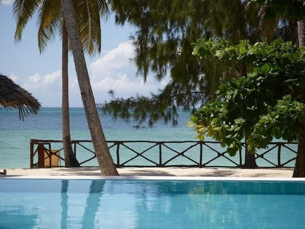 MANOLO Beach Resort — Zanzíbar