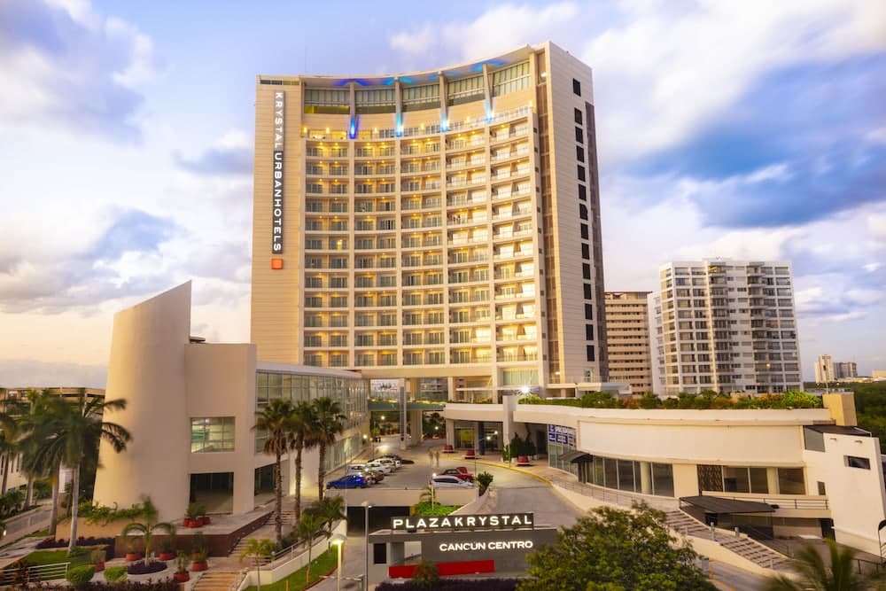 Krystal Urban Cancun — Cancún