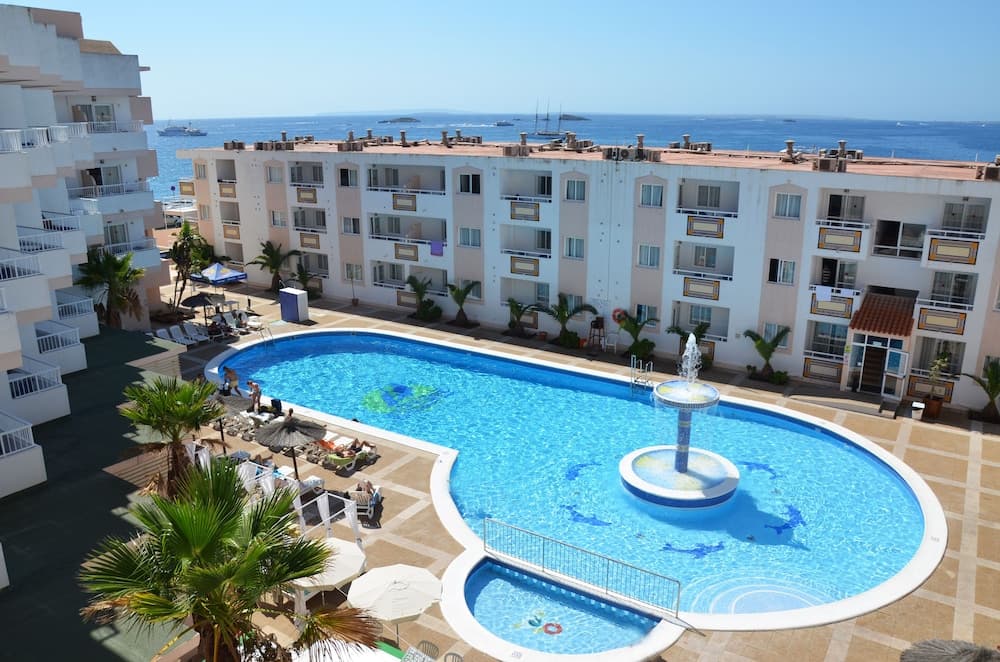 Apartamentos Vibra Tropical Garden — Ibiza