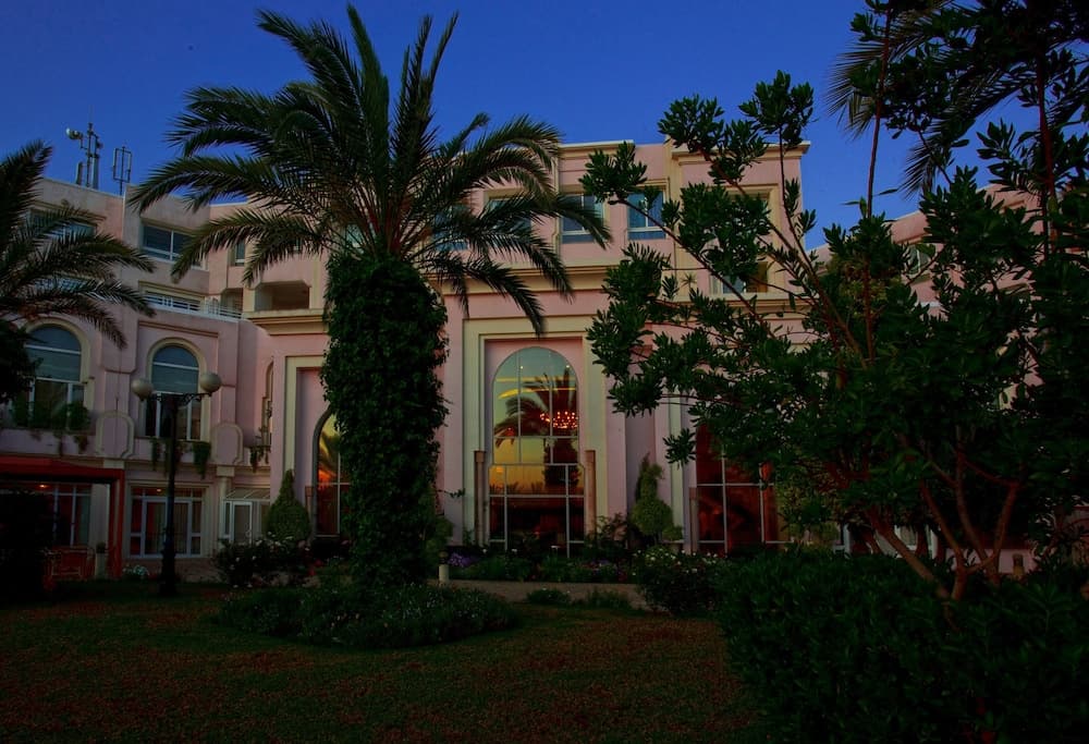 Regency Tunis Hotel — Túnez