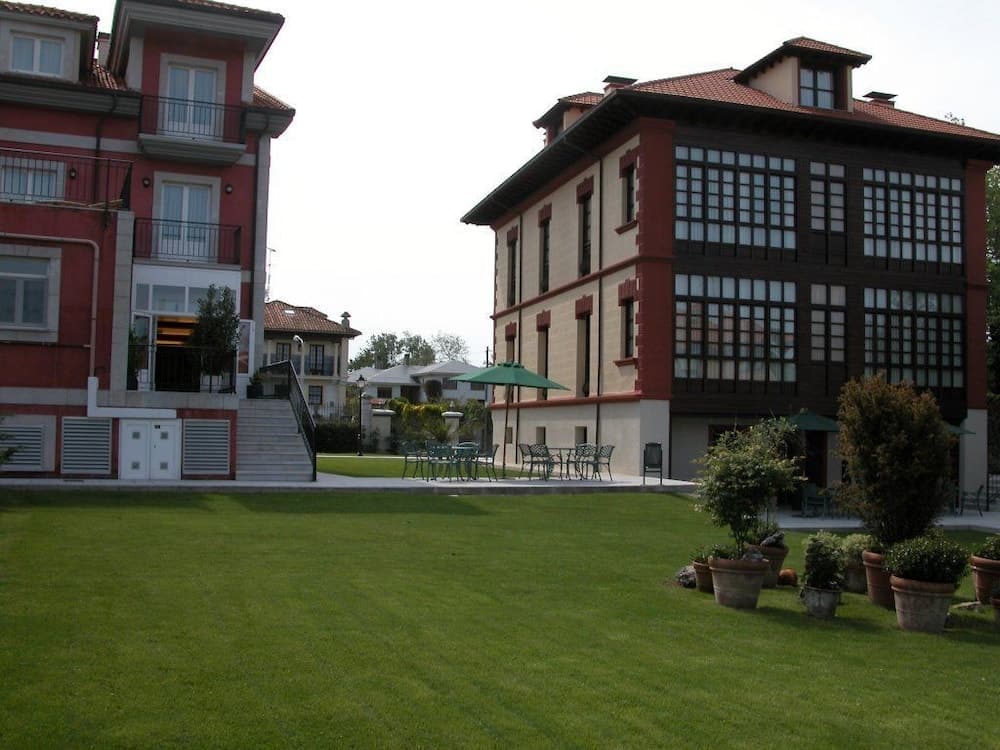 Hotel Silken Spa La Hacienda de Don Juan — Llanes